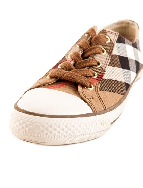 burberry tennis shoes woman|burberry outlet women shoes.